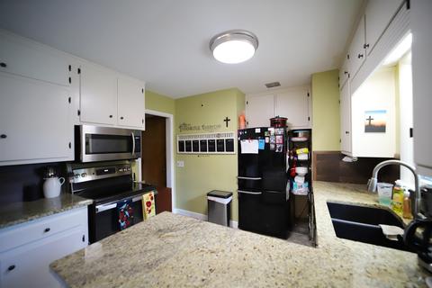 310 Crescent Pl, Flushing, MI 48433 photo 7