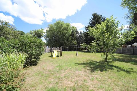 310 Crescent Pl, Flushing, MI 48433 photo 23