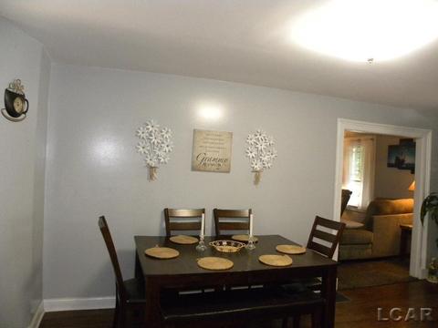 910 Comstock, Adrian, MI 49221 photo 9