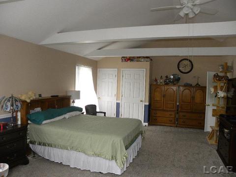 910 Comstock, Adrian, MI 49221 photo 20