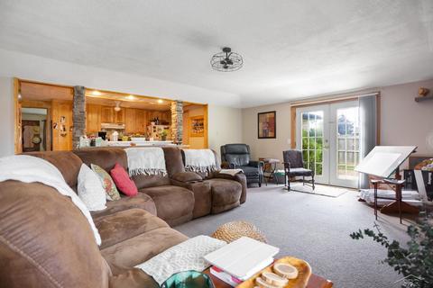 359 Johnson St, Freeland, MI 48623 photo 18