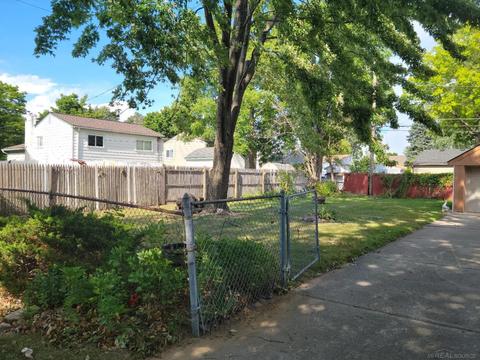 23916 Kate, Warren, MI 48091 photo 26