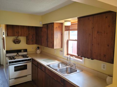 23916 Kate, Warren, MI 48091 photo 9
