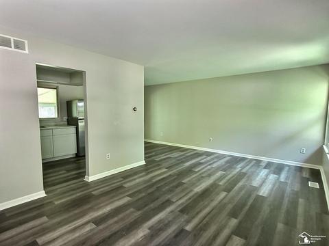1760 N Custer, Monroe, MI 48162 photo 2