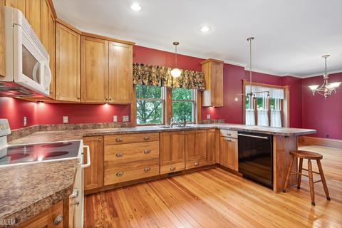 34684 Maple, Memphis, MI 48041 photo 13