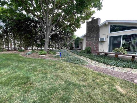 1016 S 10th, Saint Clair, MI 48079 photo 28