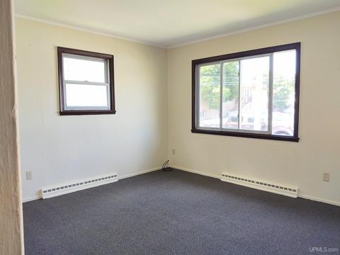 17 N 4th St, L'anse, MI 49946 photo 15