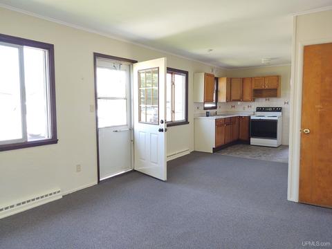 17 N 4th St, L'anse, MI 49946 photo 13