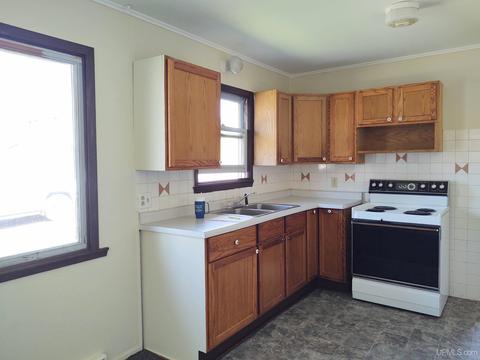 17 N 4th St, L'anse, MI 49946 photo 5