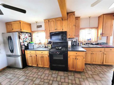 1455 Argyle, Snover, MI 48472 photo 8