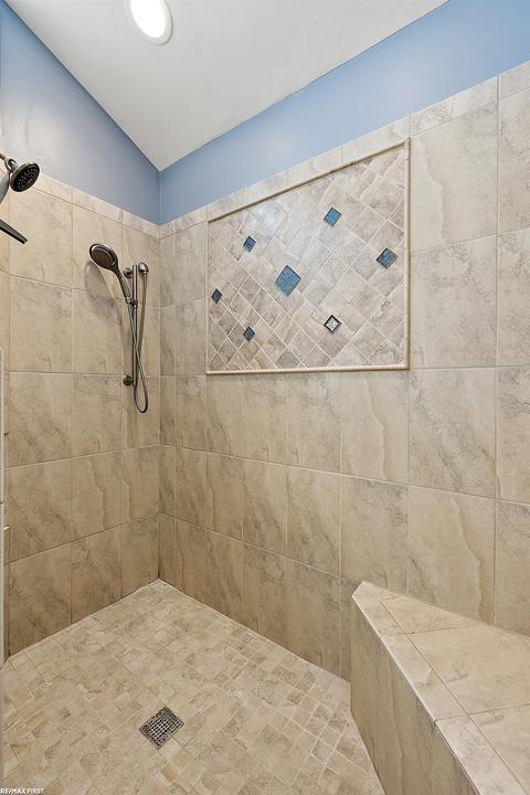 19901 Gallahad Dr, Macomb, MI 48044 photo 27