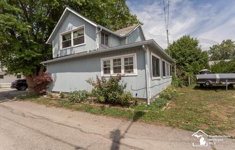 4356 11th, Luna Pier, MI 48157