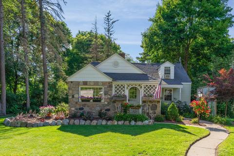 300 S Arcade St, Gladwin, MI 48624 photo 1