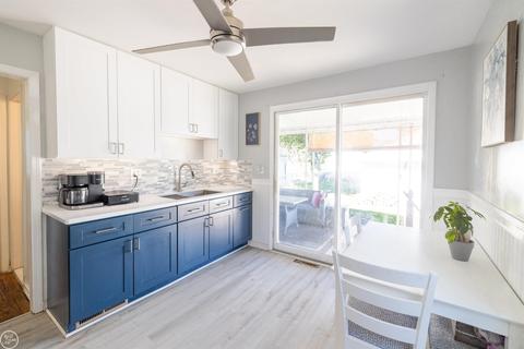 7828 Hipp, Taylor, MI 48180 photo 6
