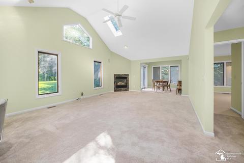 1617 Spruce Ct, Temperance, MI 48182 photo 19