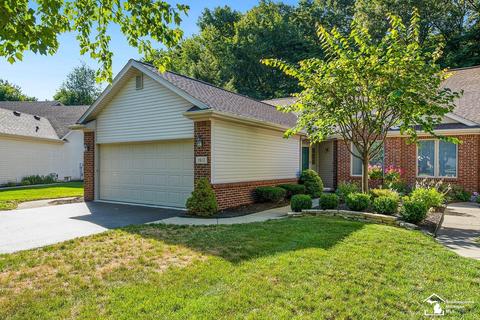 1617 Spruce Ct, Temperance, MI 48182 photo 3