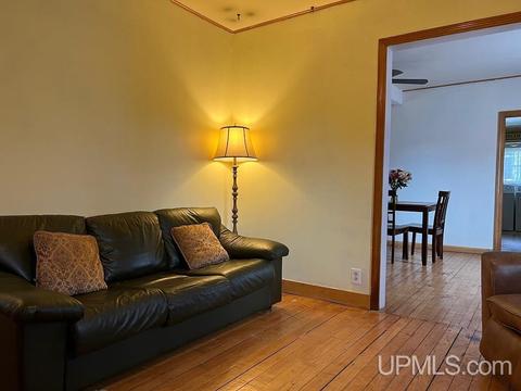 20898 E Second St, Hancock, MI 49930 photo 4