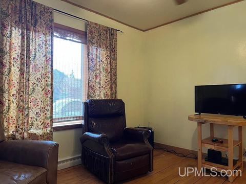 20898 E Second St, Hancock, MI 49930 photo 3