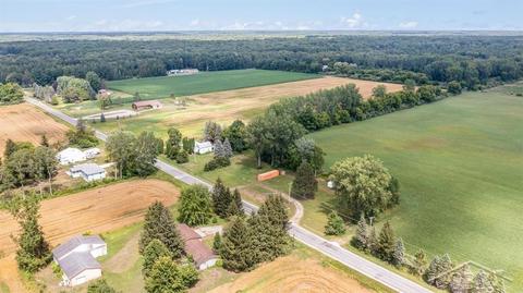 6358 N Middle Rd, Hope, MI 48628 photo 3