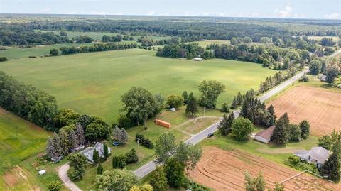 6358 N Middle Rd, Hope, MI 48628 photo 4