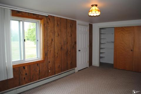 1235 Newport Rd, Carleton, MI 48117 photo 17