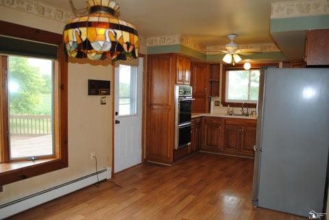 1235 Newport Rd, Carleton, MI 48117 photo 4