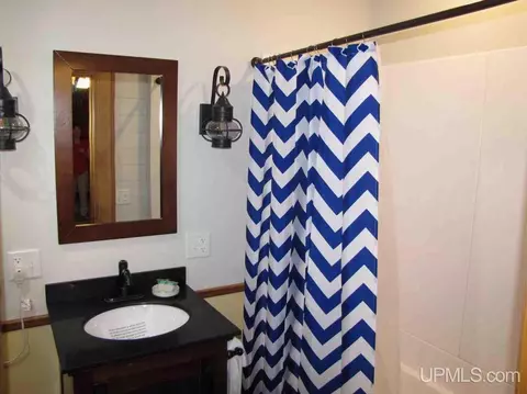 504 S 7th, Escanaba, MI 49829 photo 9