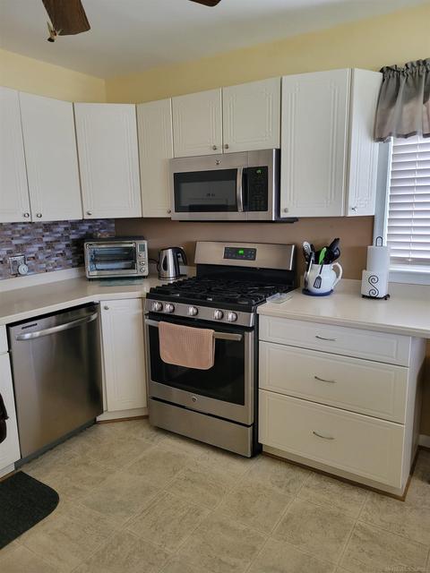 17850 Rainbow, Fraser, MI 48026 photo 4