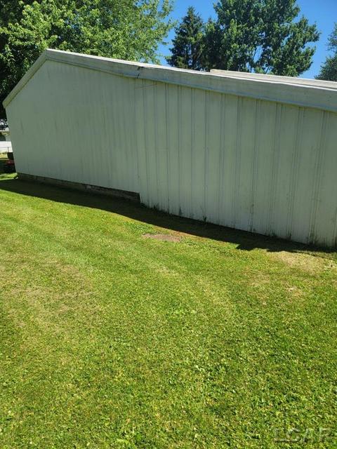 1094 Davis St, Adrian, MI 49221 photo 37