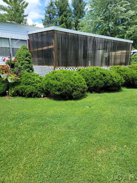 1094 Davis St, Adrian, MI 49221 photo 27