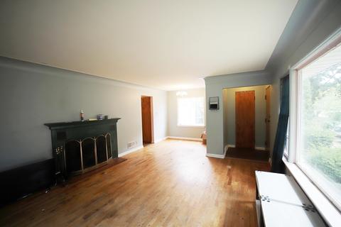 1019 Mildred St, Flushing, MI 48433 photo 3