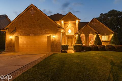 17067 Sutton Place Dr, Macomb, MI 48042 photo 1