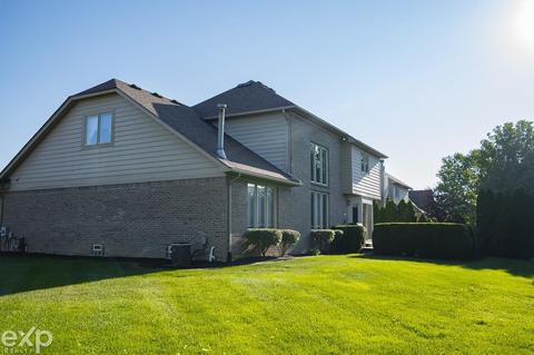 17067 Sutton Place Dr, Macomb, MI 48042 photo 45