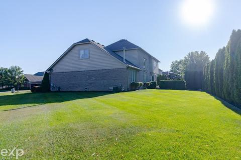 17067 Sutton Place Dr, Macomb, MI 48042 photo 43