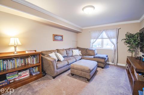 17067 Sutton Place Dr, Macomb, MI 48042 photo 25