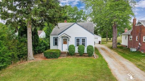 3181 N Custer, Monroe, MI 48162 photo 1