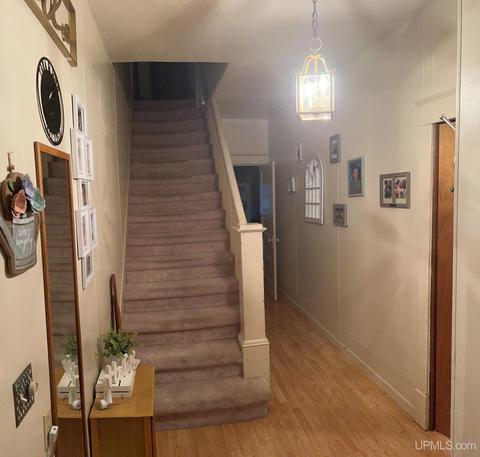 314 W Superior St, Munising, MI 49862 photo 4