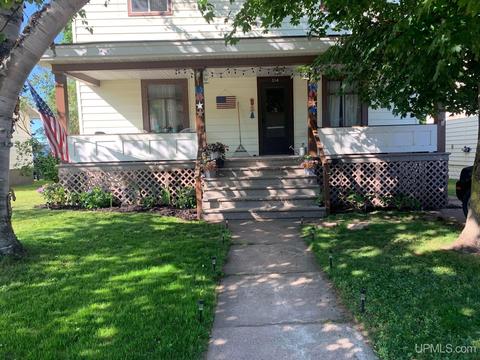 314 W Superior St, Munising, MI 49862 photo 1