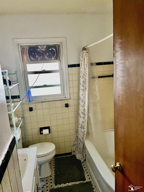 908 Jefferson Ct, Monroe, MI 48161 photo 10