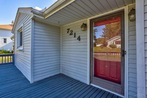 7214 Glidden St, Genesee, MI 48437 photo 8