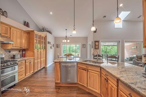 2078 Oaksbluff Ct, Davison, MI 48423 photo 8