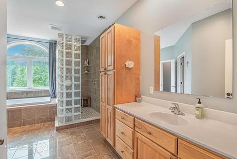 2078 Oaksbluff Ct, Davison, MI 48423 photo 16
