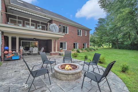 2078 Oaksbluff Ct, Davison, MI 48423 photo 3