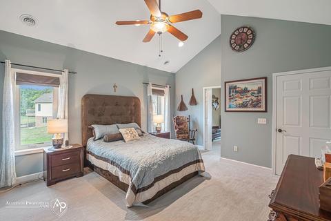 2078 Oaksbluff Ct, Davison, MI 48423 photo 15