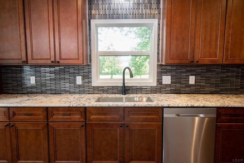 2121 Carleton, Adrian, MI 49221 photo 21