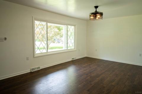 2121 Carleton, Adrian, MI 49221 photo 15