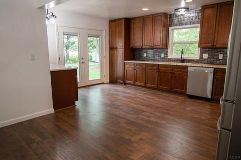 2121 Carleton, Adrian, MI 49221 photo 18