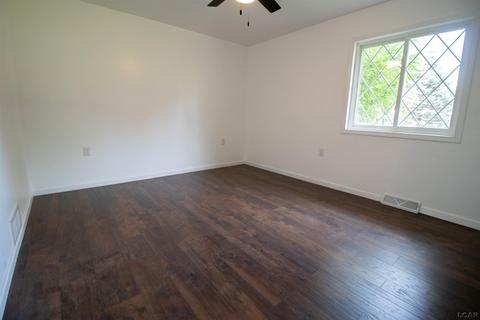 2121 Carleton, Adrian, MI 49221 photo 34