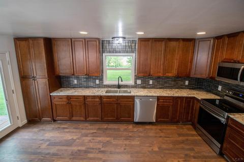 2121 Carleton, Adrian, MI 49221 photo 20