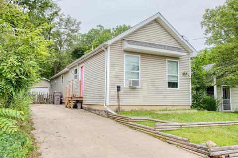 704 Wright, Owosso, MI 48867 photo 1
